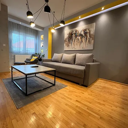 Nar Royalton #76 Free Parking Apartment