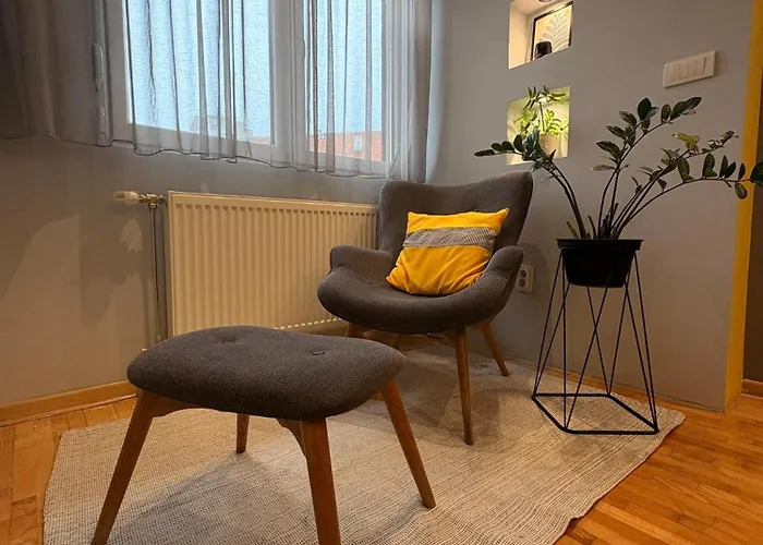 Nar Royalton #76 Free Parking * Nis