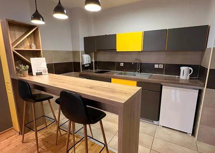 Nar Royalton #76 Free Parking Nis